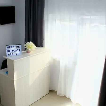 Casa Margo בית הארחה אפורי נורד